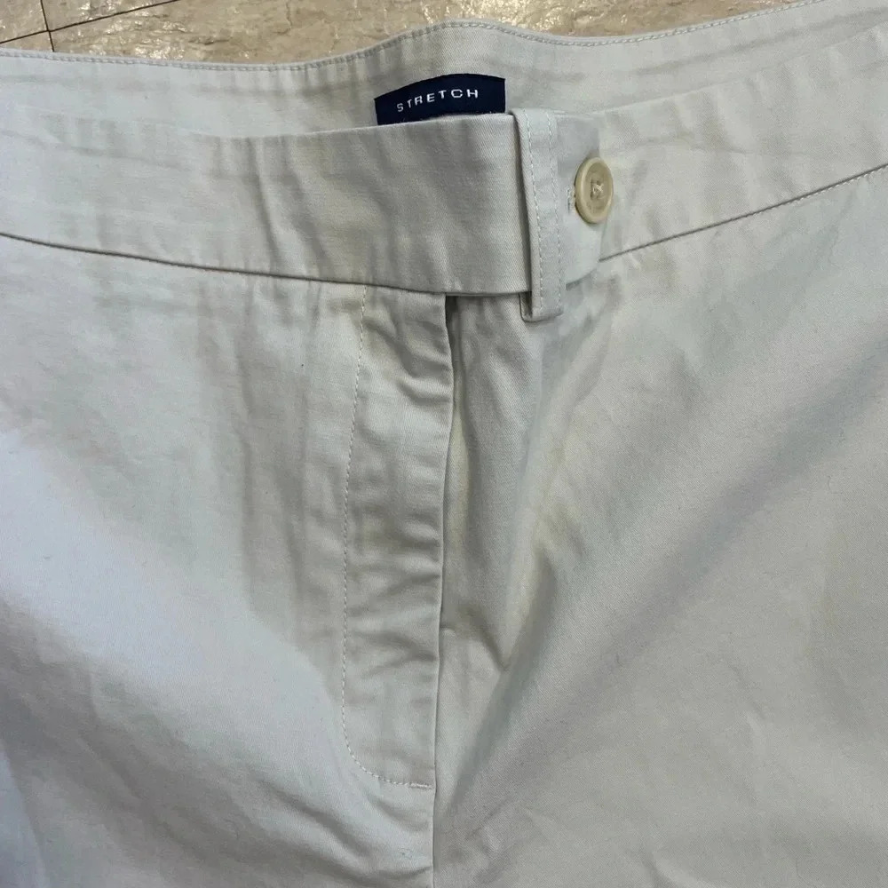 Jones New York, Woman’s Shorts, Sz 16, Never Worn - Picture 2 of 6